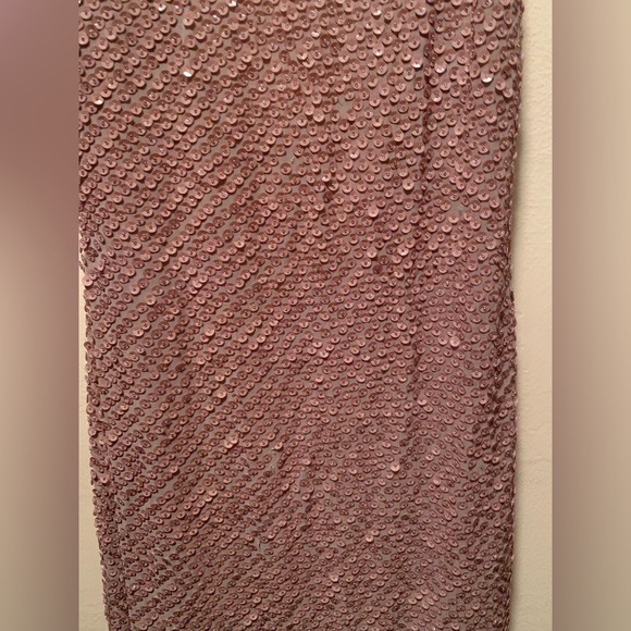 Alice & Olivia Dusty Rose Sequin Dress - Picture 4 of 13